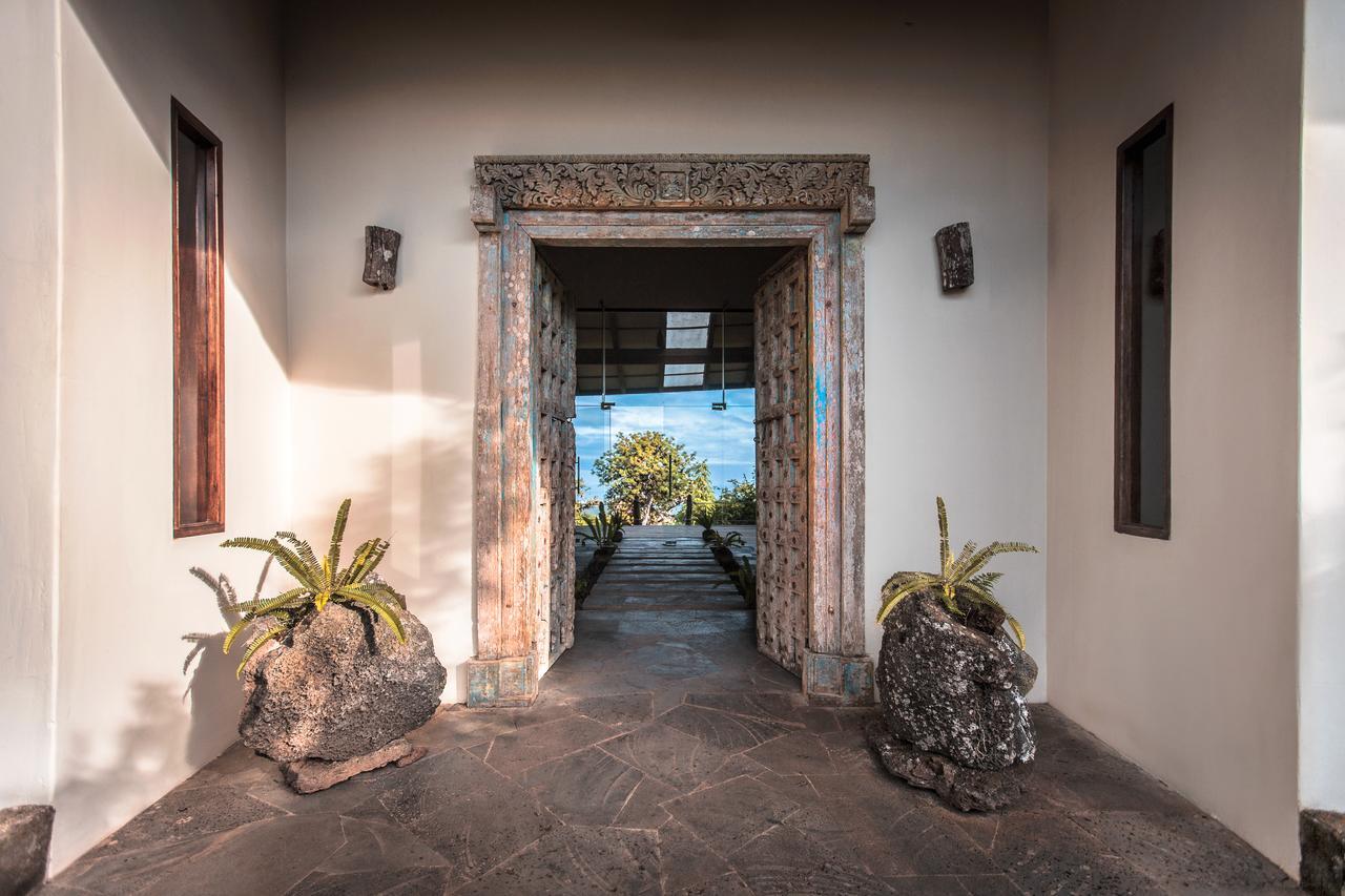 Galapagos Safari Camp Villa GALAPAGOS ISLANDS ภายนอก รูปภาพ